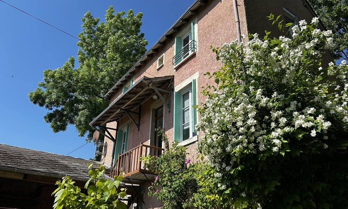 La Roche-Posay Villa | Renovated House with Garden and WIFI in La Roche-Posay