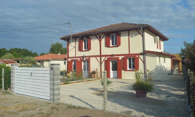 Lit-et-Mixe House | Renovated Landes house in the heart of the village