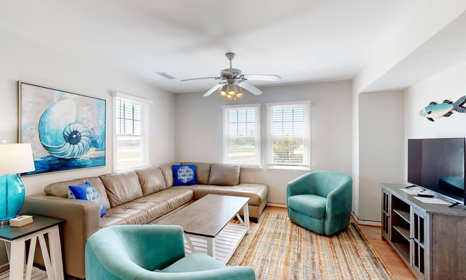 Buxton House | Renovated, ocean-view townhouse with pool, W/D & AC - dog-friendly