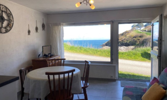 Le Palais Apartment | Renovated studio 20m from the beach in Le Palais, well-equipped