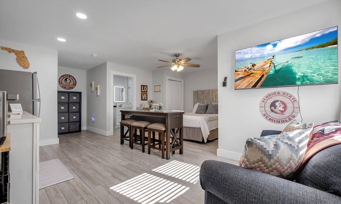 Tallahassee Apartment | Renovated Studio -Walking distance to FSU/Doak Stadium
