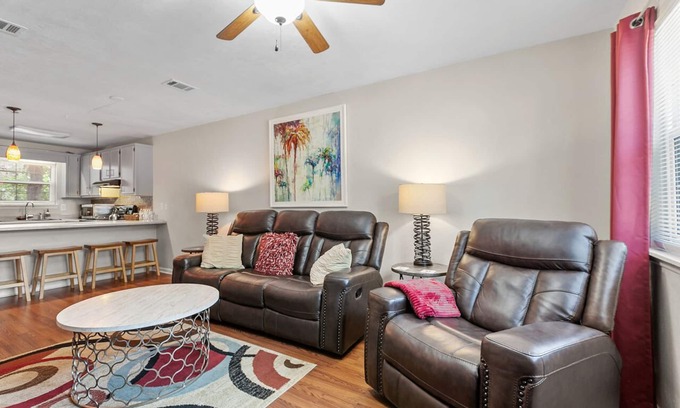 Tallahassee House | Renovated two-bedroom townhouse within walking distance to FSU.