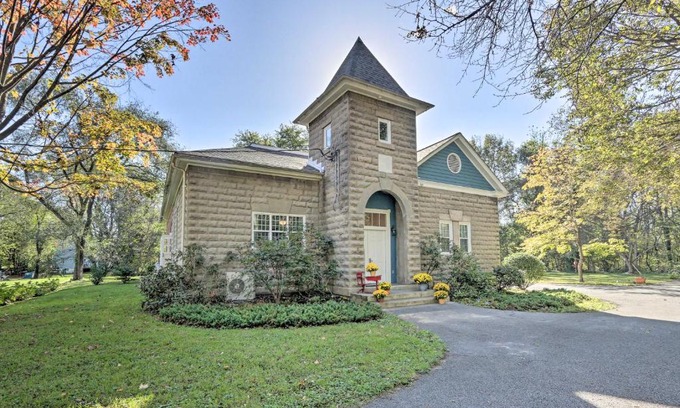 Kearneysville House | Renovated WV Schoolhouse History Buffs Heaven!