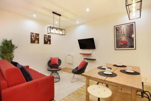 Bonne-Nouvelle Apartment | Rent a Room - Tracy apartment