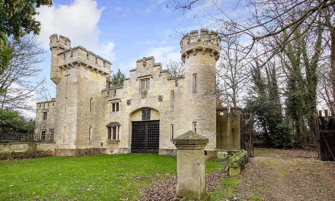 Trowbridge Other | Rent an entire Castle & Grounds (sleeps 18)