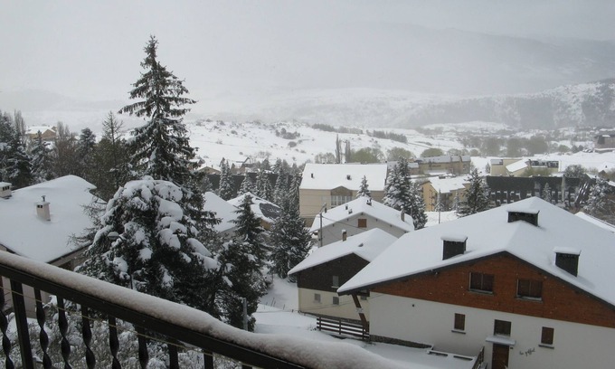 Font-Romeu-Odeillo-Via Apartment | Rental Apartment F3 - classé * - 60 m2-Dans Chalet Font-Romeu Centre