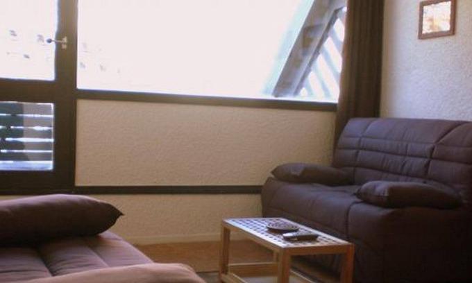 Piau Engaly Apartment | Rental in Piau Engaly: The Indonesian studio: sleeps 4 at the foot of the slopes