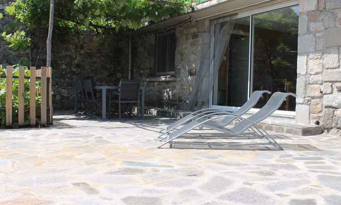 Pied-de-Borne Apartment | Rental Les Aydons (Pied de Borne - Villefort)