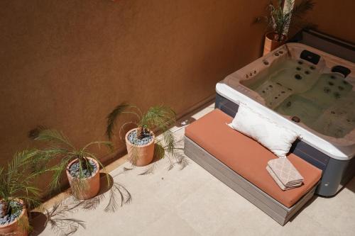Camp El Ghoul Apartment | RENTSUITE Duplex GUELIZ HILLS