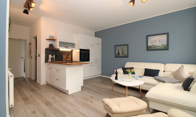 Wischuer Apartment | Res. Wischuer WE 15: modern and spacious 2-room apartment with conservatory