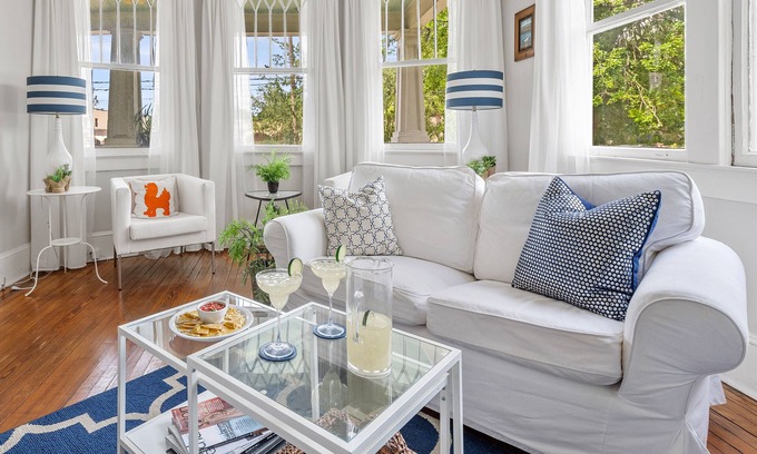 Westside Apartment | Resi on Rutledge: Urban Chic Living