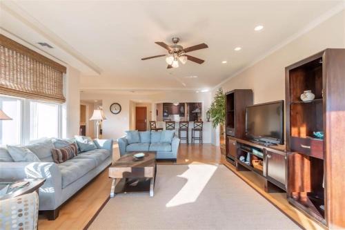 Diamond Beach Apartment | Residence 412 At The Grand