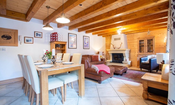 Morzine Apartment | Residence des Alpes, Morzine. 3 bedroom duplex, sleeps 6.