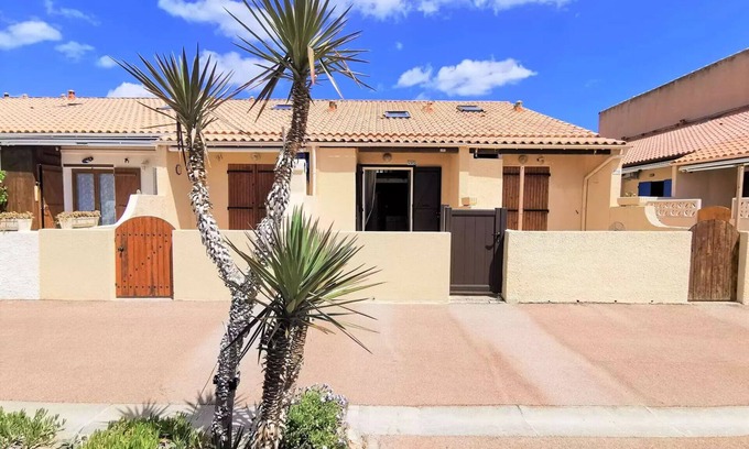 Leucate Villa | Residence Grande Bleue - VILLA T1 CAB MEZZ 6 sleeping accommodations PORT LEUCATE