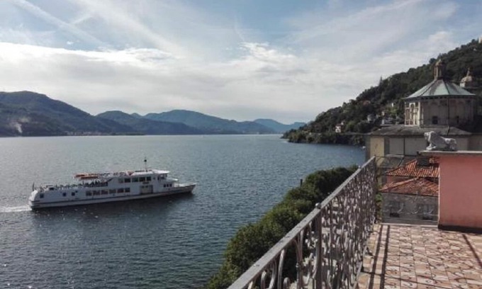 Cannobio Apartment | RESIDENCE "Il Gabbiano" 1 - apartment in the center of Cannobio with lake view
