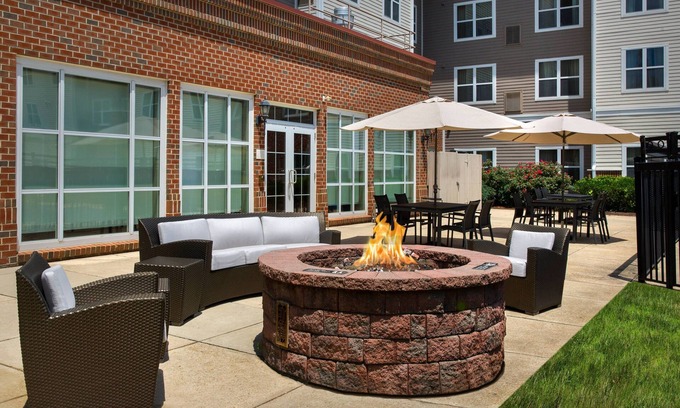 Calverton Hotel | Residence Inn by Marriott - Silver Spring