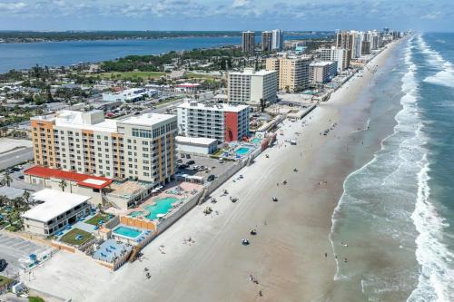 Rio Mar Beaches Hotel | Residence Inn by Marriott Daytona Beach Oceanfront