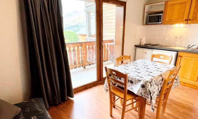 La Joue du Loup Apartment | Residence La Crête Du Berger - Studio cabin 4 people - The shepherd's crest