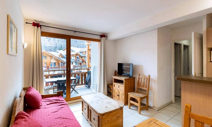 Les Orres Apartment | Residence Le Balcon Des Airelles - Quiet apartment in the heart of the Orres 1800