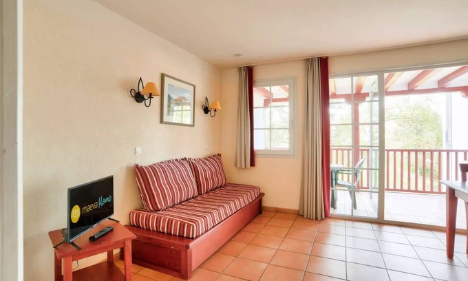 Uhart-Cize Apartment | Residence Le Parc d'Arradoy - maeva Home - 3-room apartment for 6 people - Comfort