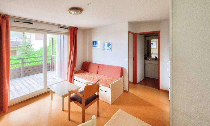 Puy-Saint-Vincent Apartment | Residence Les Chalets de Puy Saint Vincent - maeva Home - 2 Room Apartment 4 People - Budget