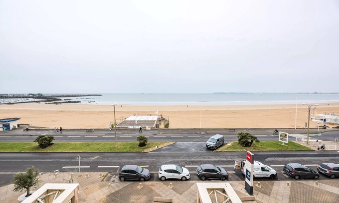 Pornichet Apartment | Residence Les Océanes - maeva Home - Comfort studio for 5 people - sea view
