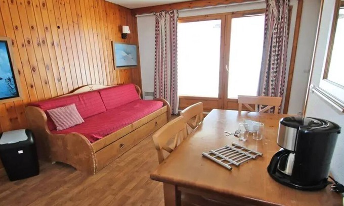Puy-Saint-Vincent Apartment | Residence Parc Aux Etoiles - A008PAE Apartment - 2 bedrooms with terrace - 4/6 PERS