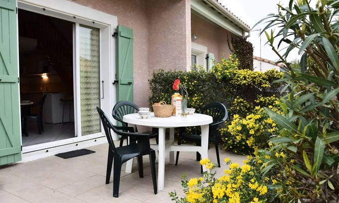 Saint-Pierre-la-Mer Villa | Residence Plein Soleil - But 3 rooms mezz 6 beds SAINT PIERRE LA MER