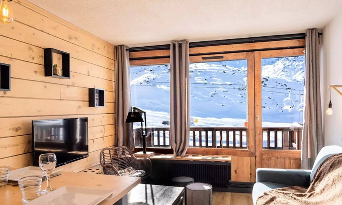 Val-Thorens Apartment | Residence Roc De Péclet I - Roc de Peclet I C7 - Apartment Val Thorens - 4 pers - 2 Flocons Gold