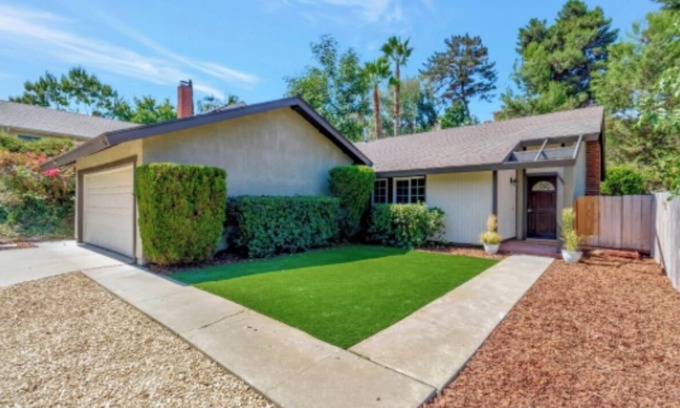 Rancho Penasquitos House | Residential house in Penasquitos - 3BR & 2 BA