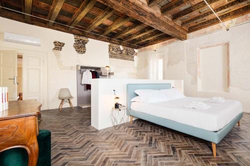 Old Town House | Residenza Giulio Romano