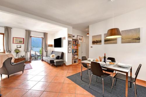 Melide Apartment | Residenza Lungolago Melide - Happy Rentals