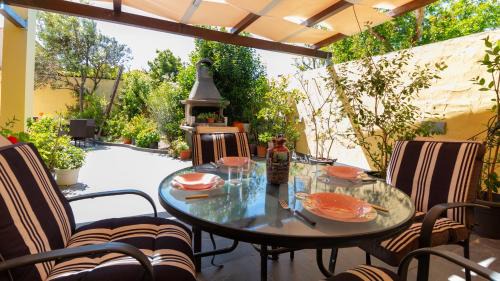 Nurachi Apartment | Residenza Sanna with Garden by Sardinianworld