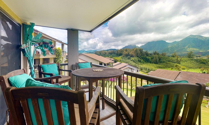 Princeville Condo | Resort condo with majestic mountain/bay view, lanai, W/D, pools & tennis courts