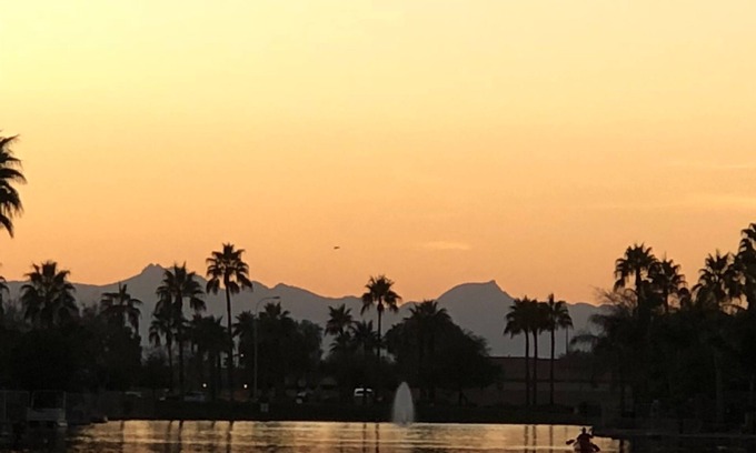 Chandler House | Resort Living! Quiet Lakefront Home. Pool, large shaded patio, fishing, sleeps 9