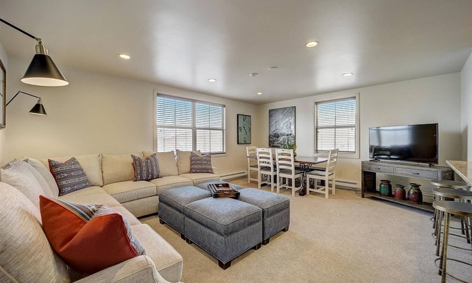 North Park City Condo | Resort Plaza #5037 by AvantStay | Located in Park City Mountain Resort!