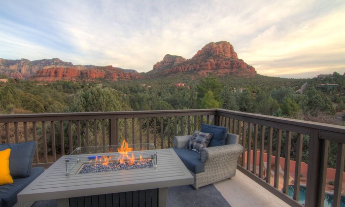 Sedona House | Resort Pool Home With Stunning Panoramic Red Rock Views, Putting Green, Hot Tub
