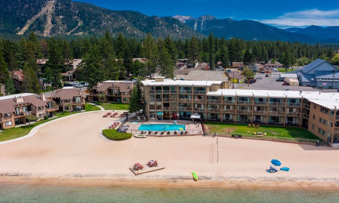South Lake Tahoe Hotel | Resort Retreat with a Private Beach: Lodge Rooms,