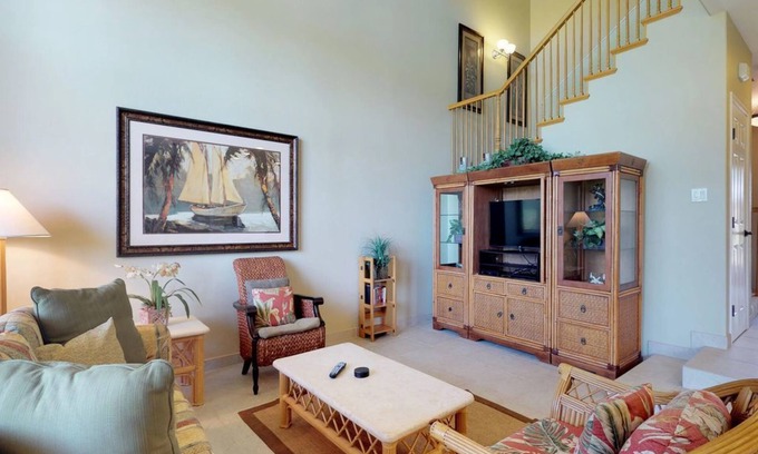 Waikoloa House | Resort-style home with pool & hot tub access - near beach & golf