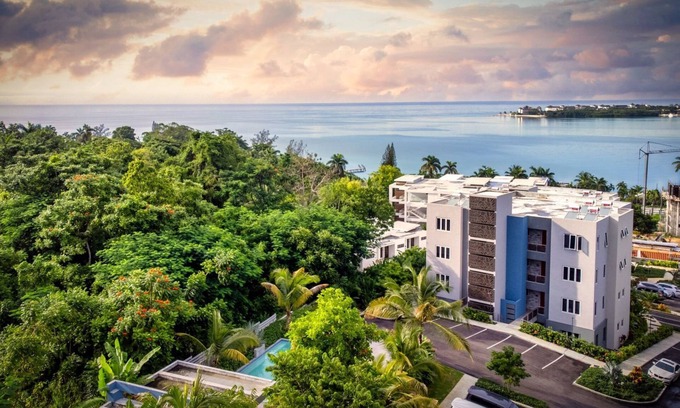 Montego Bay Apartment | Resort Style Two bedroom Apartment