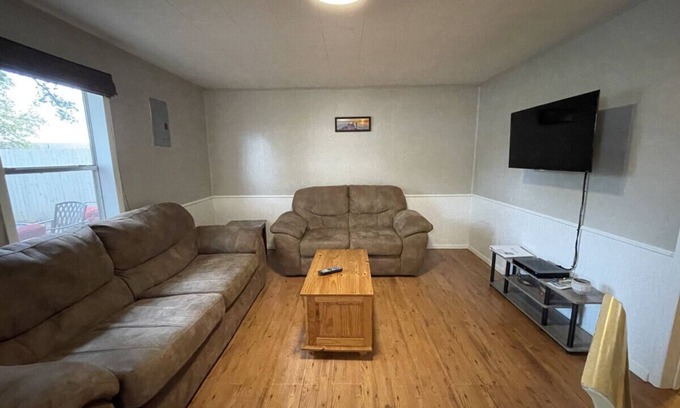 Pottsboro Cabin | Restful cabin at Lake Texoma: Cabin 1