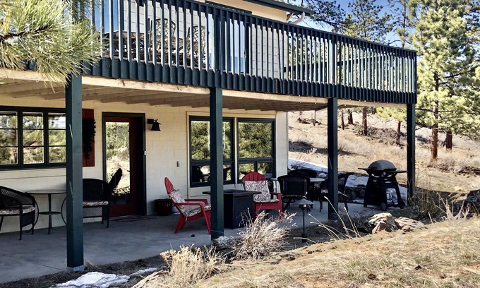 Estes Park Apartment | Restful Retreat / Walk to Downtown Estes