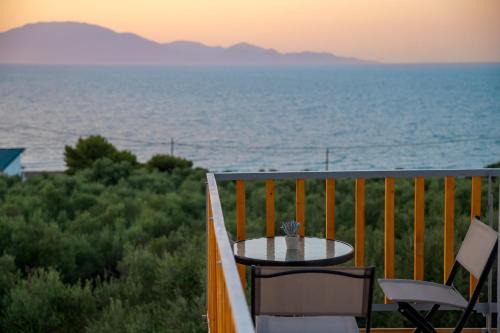 Tragaki Apartment | Restia tower apartments