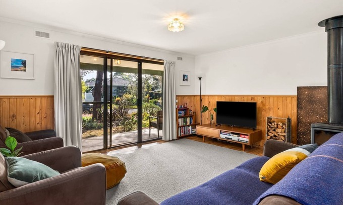 Cowes House | Retreat At Red Rocks Beach