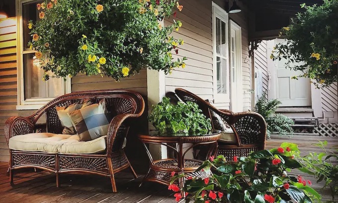 Wiscasset House | Retreat at Sea Cloud Cottage in Historic Wiscasset Maine