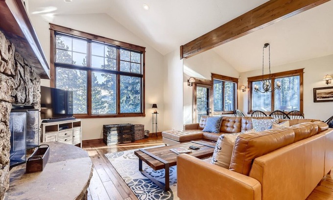 Peak 8 House | Retreat at Shock Hill Home: Walk to Gondola