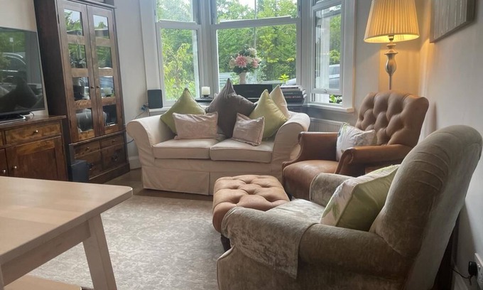 Wood Green House | Retreat in the City .5km from Alexandra Palace ideal for a weekend
