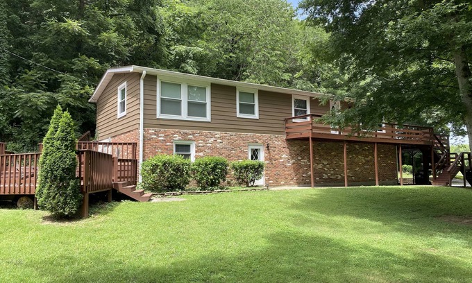 Antioch House | Retreat @ Mill Creek for 12 Nolensville,TN