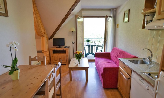 Giez Apartment | Retreat Near Lake Annecy