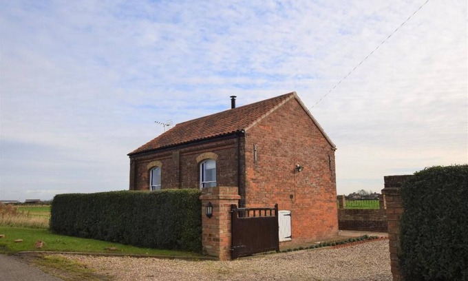 Spilsby Cottage | Retreat to a Former Chapel, Peaceful location, ideal for privacy and relaxation.